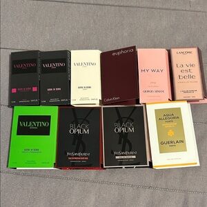 10 pieces women’s samples collection